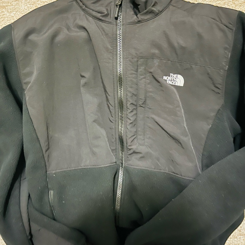 The North Face Black Outerwear - Picture 2 of 4